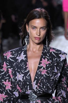 Irina Shayk's Parisian Fashion Frenzy: A Catwalk Extravaganza Meets a Culinary Catastrophe!